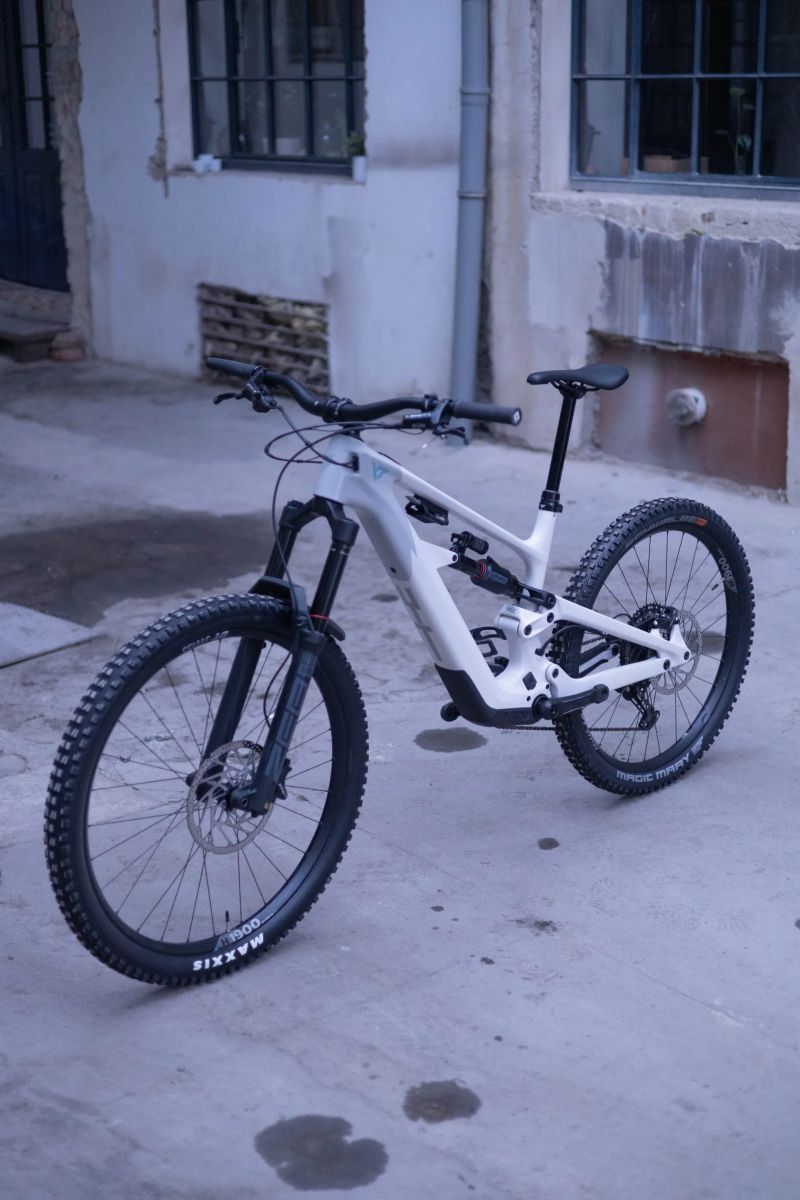 YT Industries Decoy SN Mx 2025