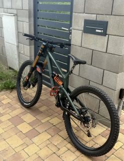 Commencal Furious