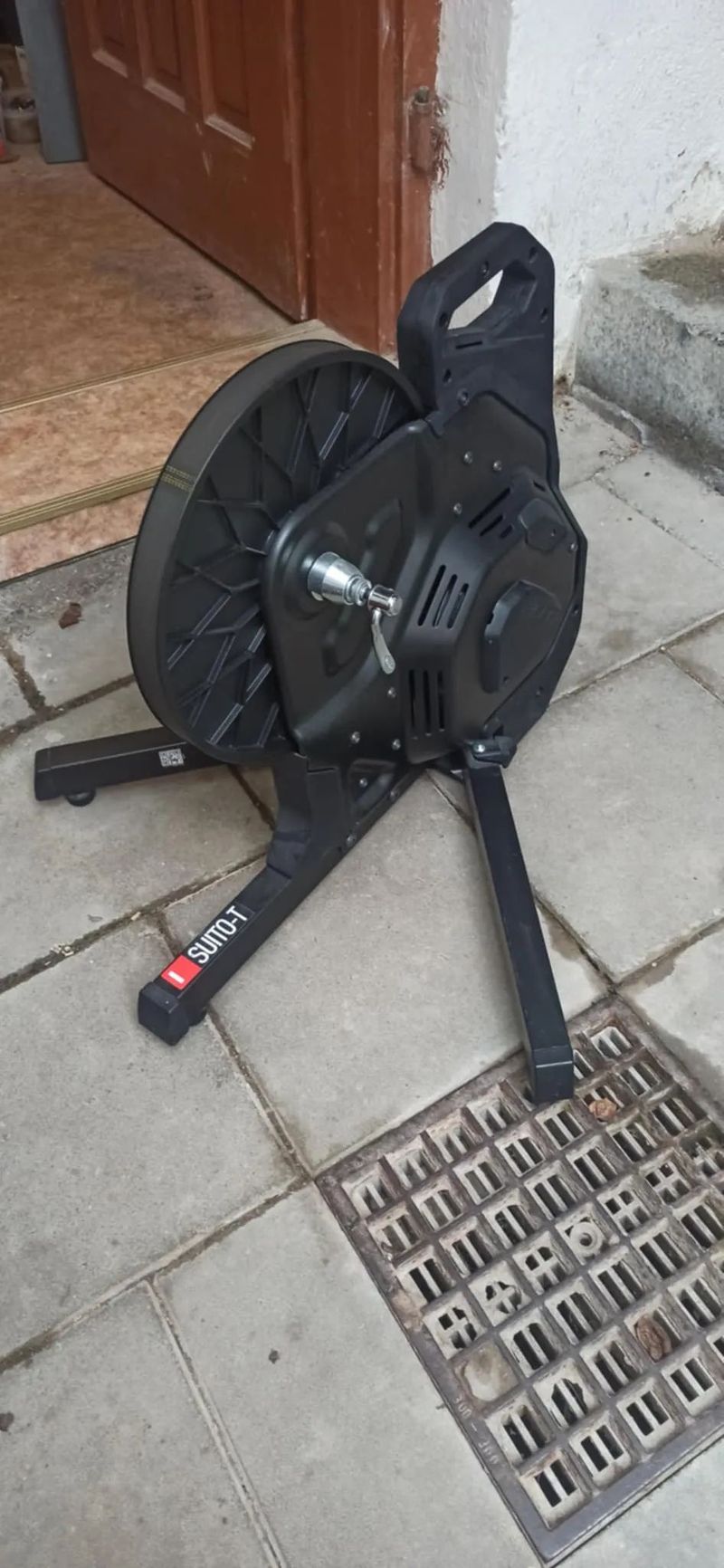 Elite Suito T s kazetou