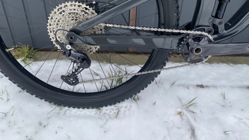 Zánovní kolo Trek Top Fuel 5 Lithium Grey