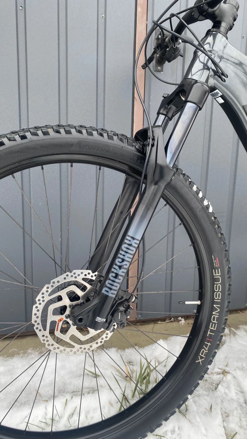 Zánovní kolo Trek Top Fuel 5 Lithium Grey