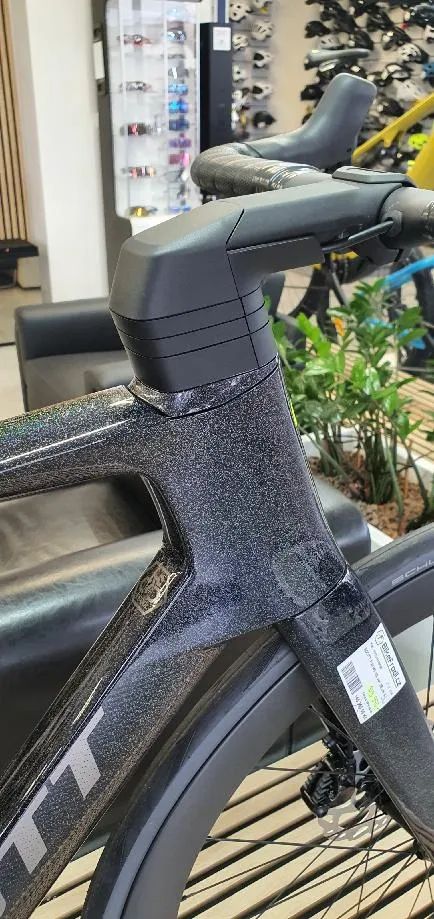 Prodám NOVÉ silniční kolo zn. Scott Foil RC 20 vel. 56 cm 