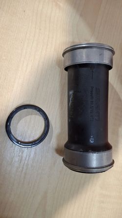 Sram pressfit střed 89,5/92