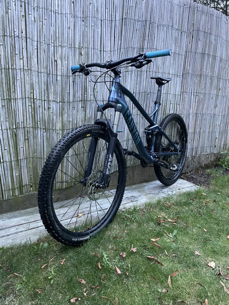 Canyon Neuron AL 8.0, 2017, skydive blue, vel. L (měřím 178cm)