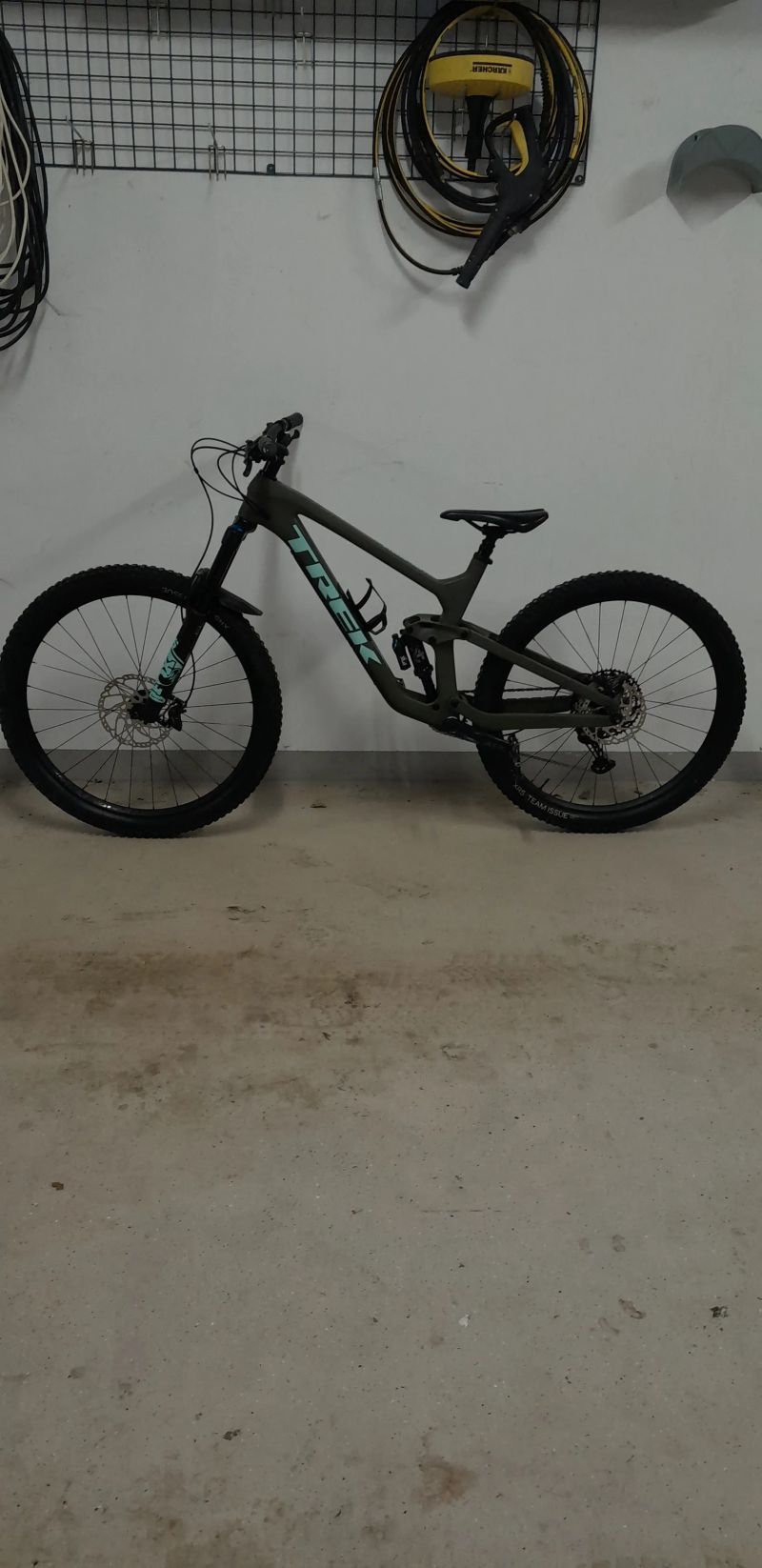Trek Slash 9.7