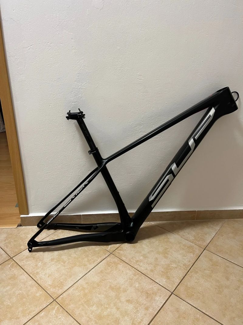 Karbonový rám SUPERIOR