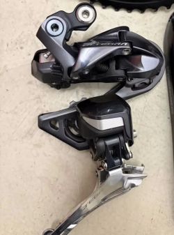 Shimano Ultegra Di2 - set přehazovačka + přesmykač