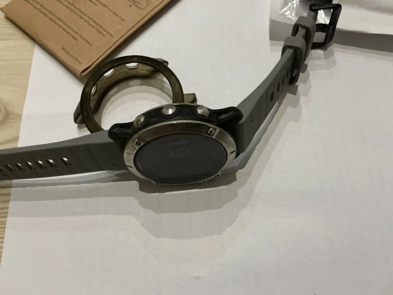 Prodám hodinky Garmin Fenix 6