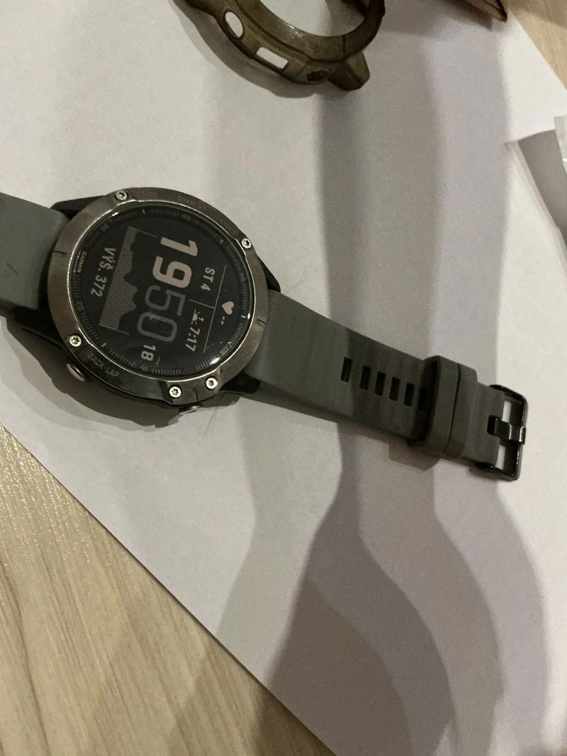Prodám hodinky Garmin Fenix 6
