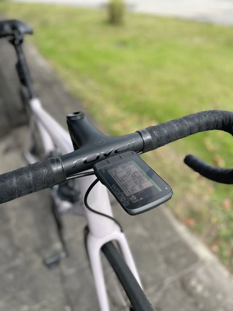 Specialized Aethos Comp, vel. 56, Sram Rival AXS, Roval Carbon Cockpit, DT Swiss kola + S-Works