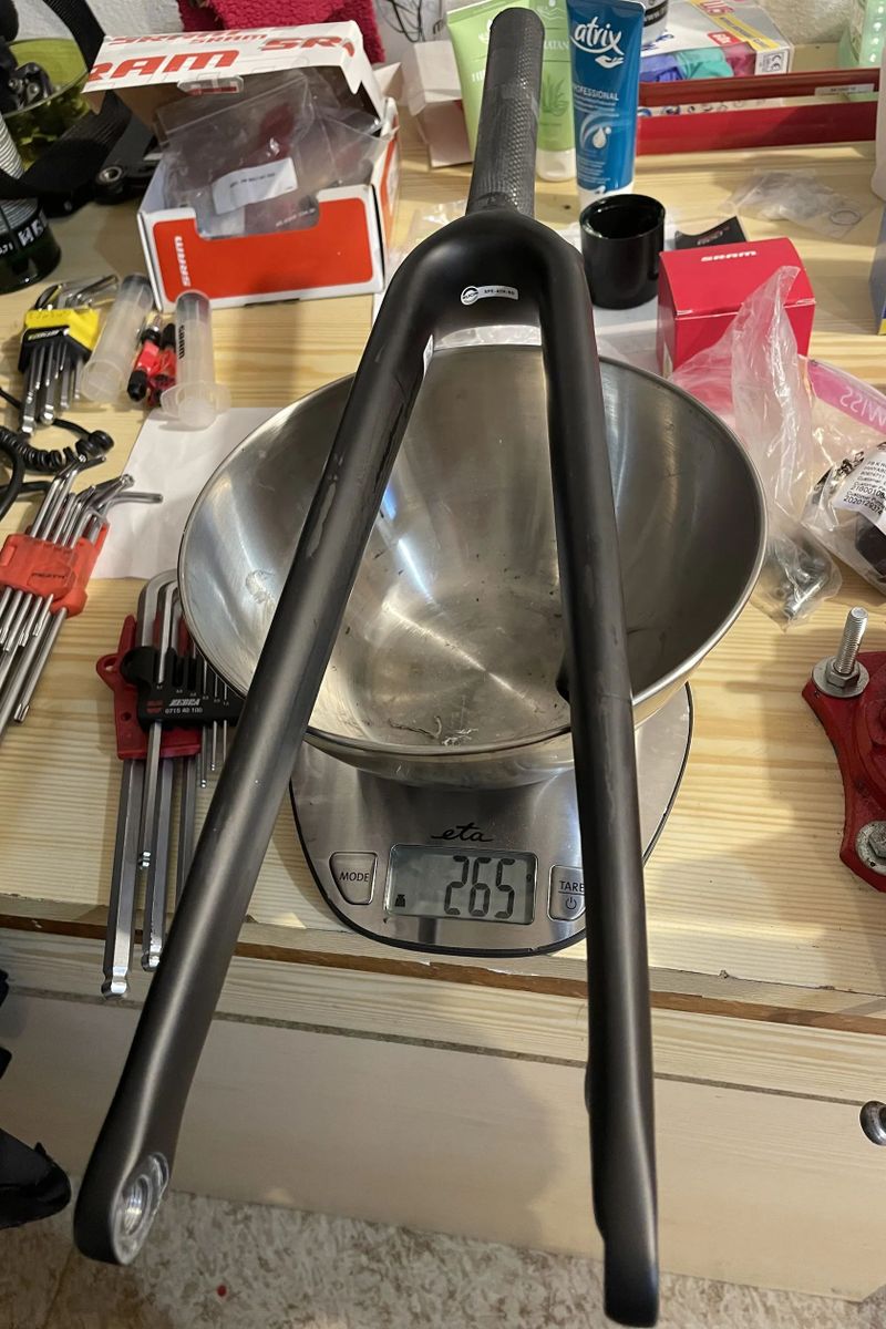 Prodám extrémně lehký rám Specialized Atheos