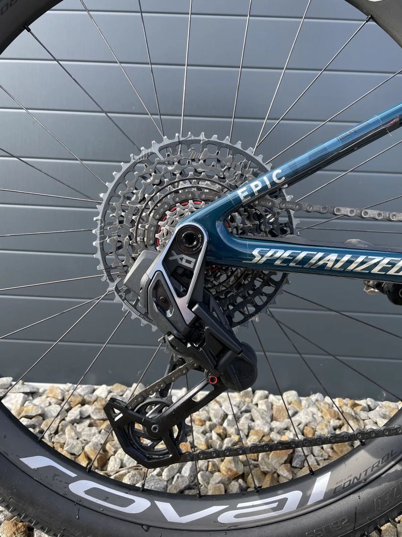 Prodám celoodpružené kolo Specialized Epic WC Pro vel.S