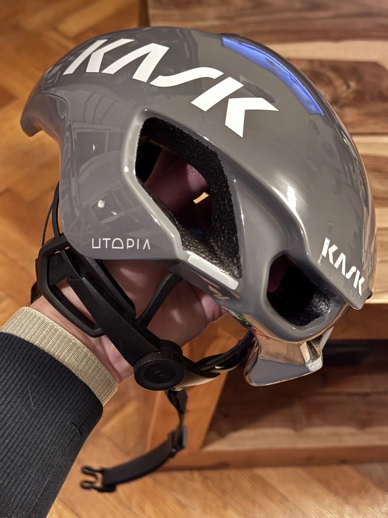 Prodám helmu Kask Utopia Y WG11 - šedá, vel. M (52-58 cm)