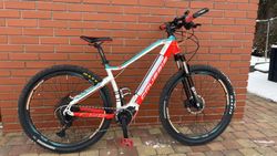 Dámské elektrokolo