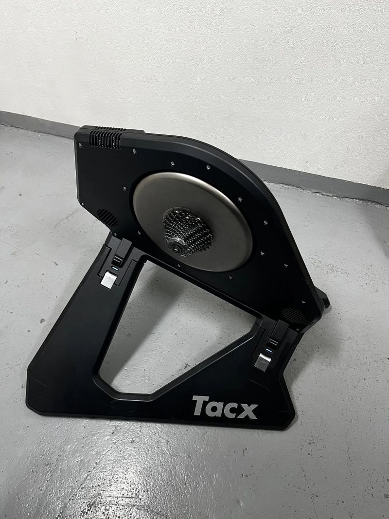 Tacx Neo