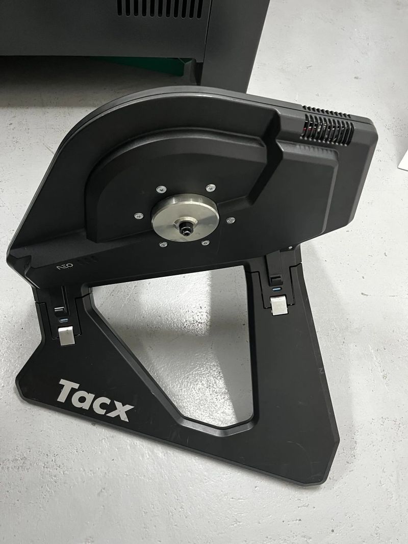 Tacx Neo
