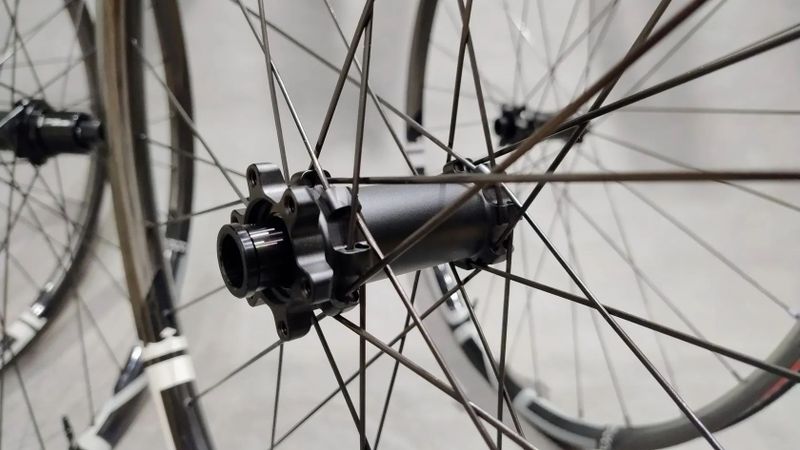 Výkonnostní kola pro závodní nasazení