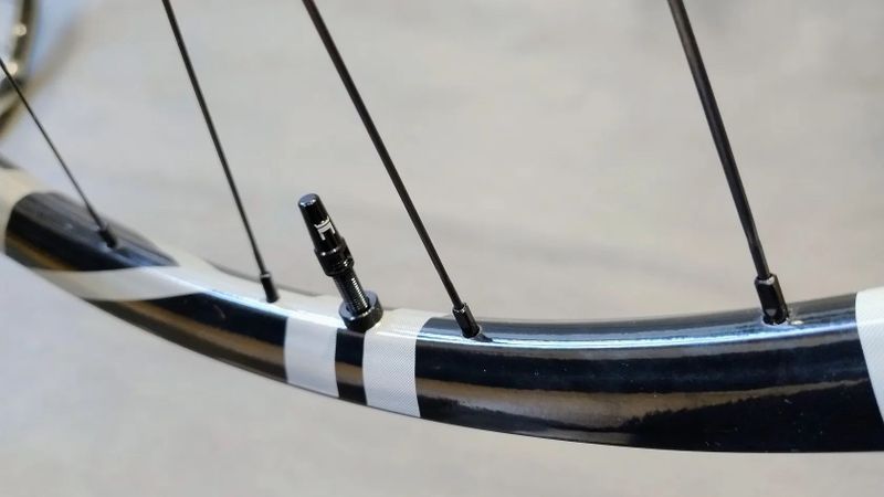 Výkonnostní kola pro závodní nasazení