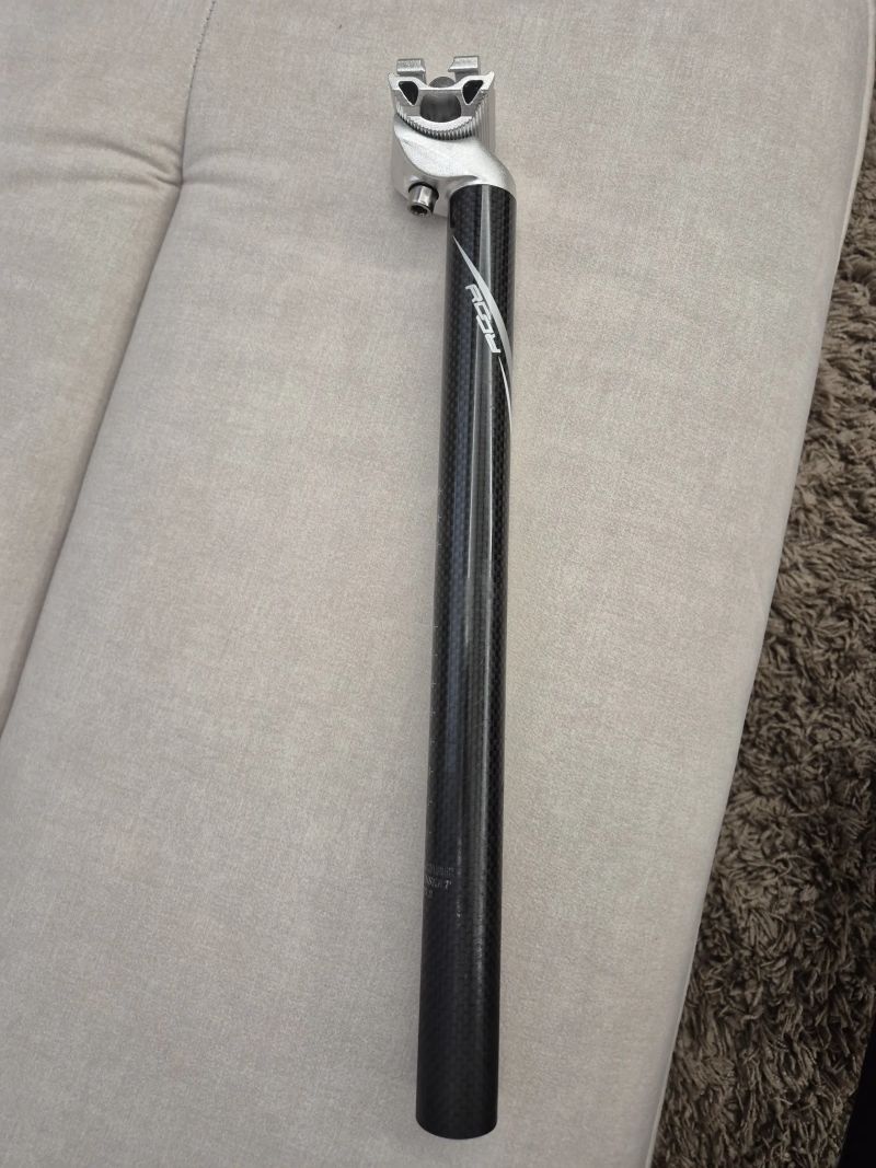 Karbonová sedlovka 27,2