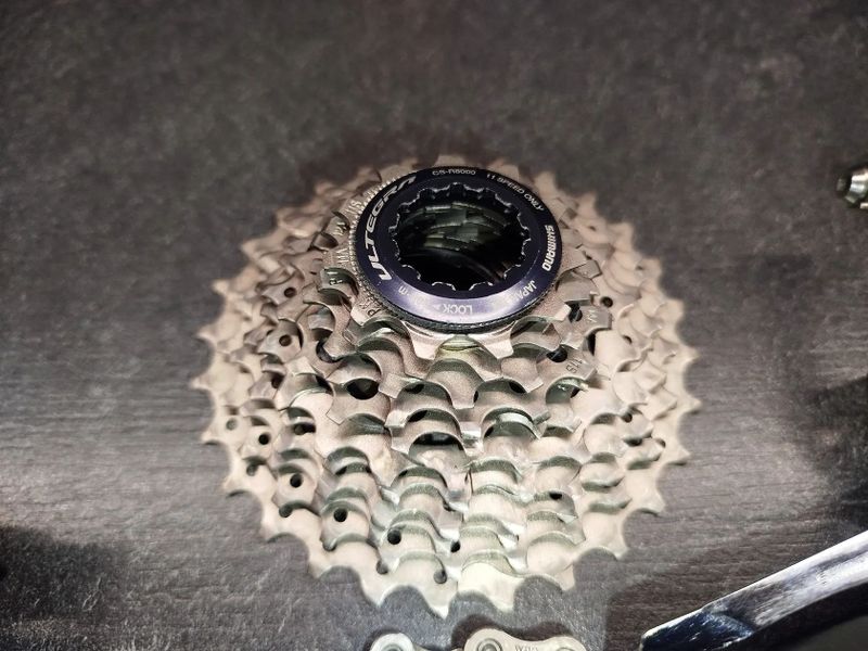 Silníční sada Shimano 2x11