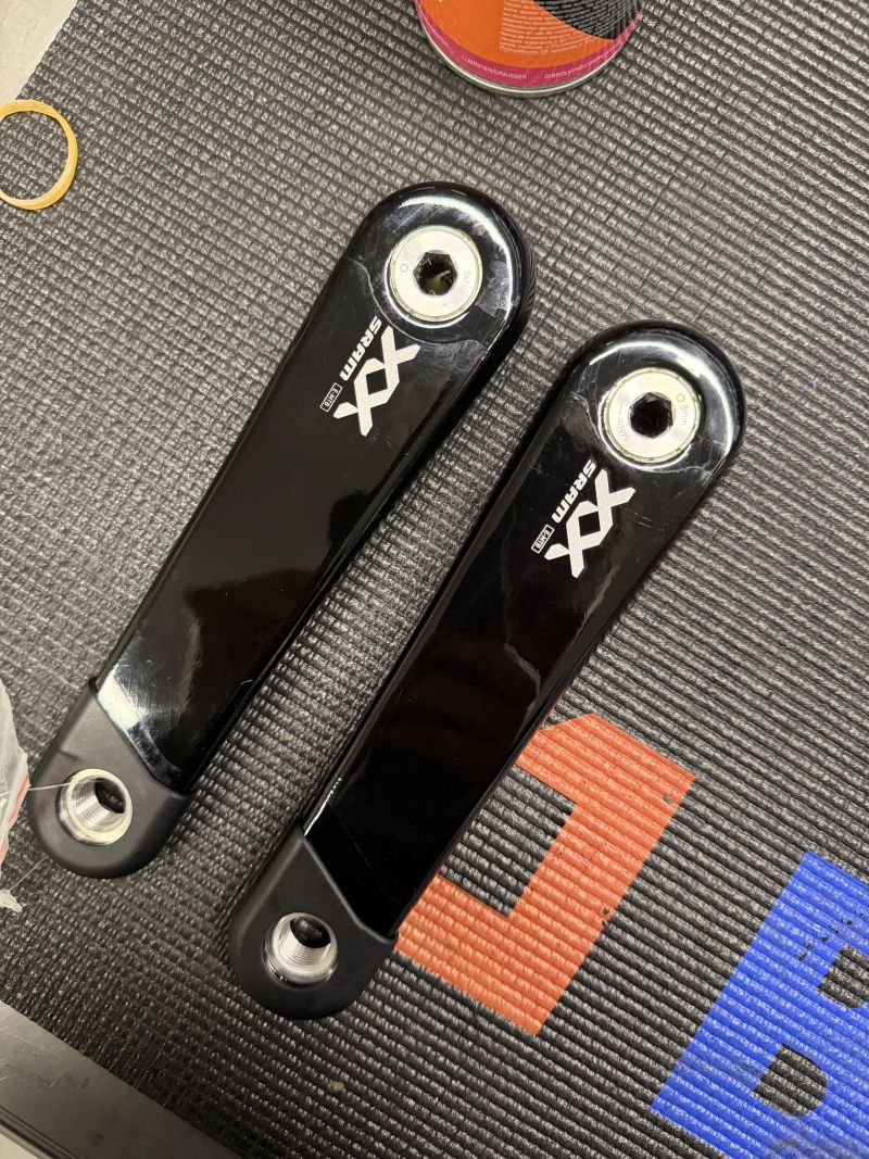 Karbonové kliky SRAM XX 