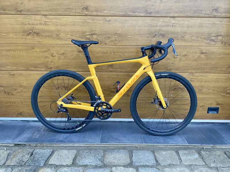 🔥🔥🔥 Zánovní Sava Grus 2.0 vel. 56, Shimano Sora 9s, doprava ZDARMA + roční záruka na rám 🤝🤝🤝