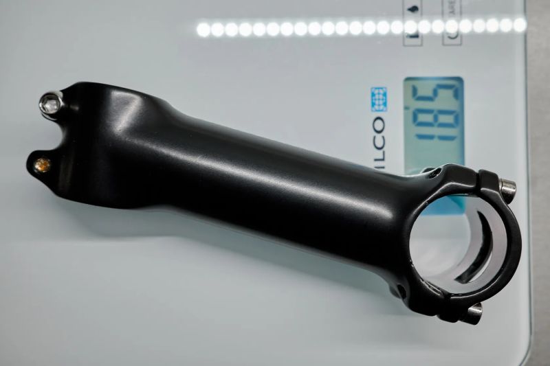 Představec 120mm, 6°, 28.6 / 31.8mm, 185g