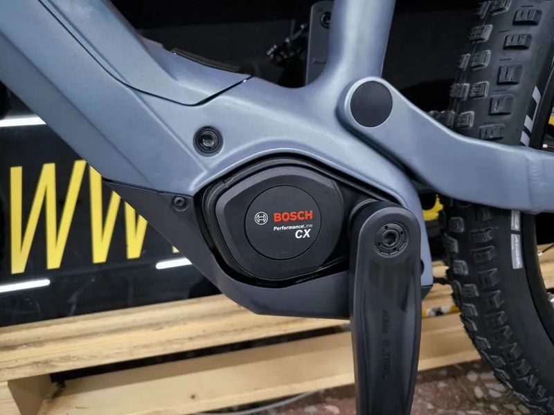 MACINA KAPOHO 8972 L DI2 black - blue, 800Wh, 2026, GPS modul, vel. XL