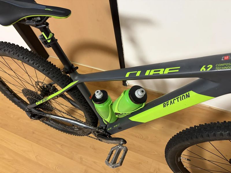 Cube Reaction C:62 Race Eagle, karbon 