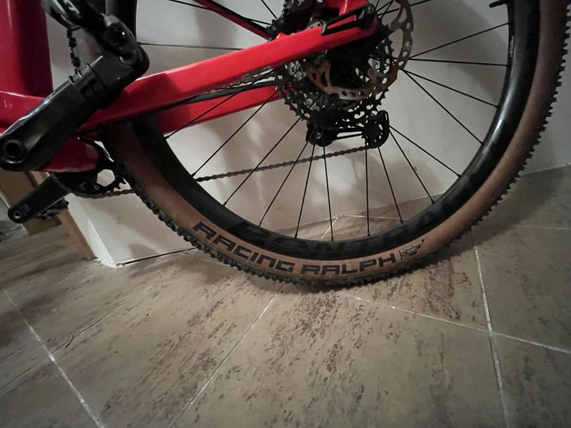 TREK Supercaliber 9.8 XT 2021 L red