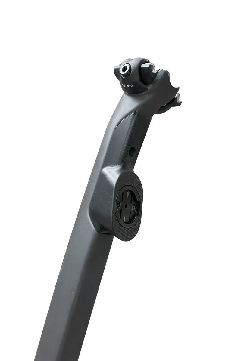 GearLab integrovaný držák do sedlovky - Syncros SP-R101-CF - ver 2.0