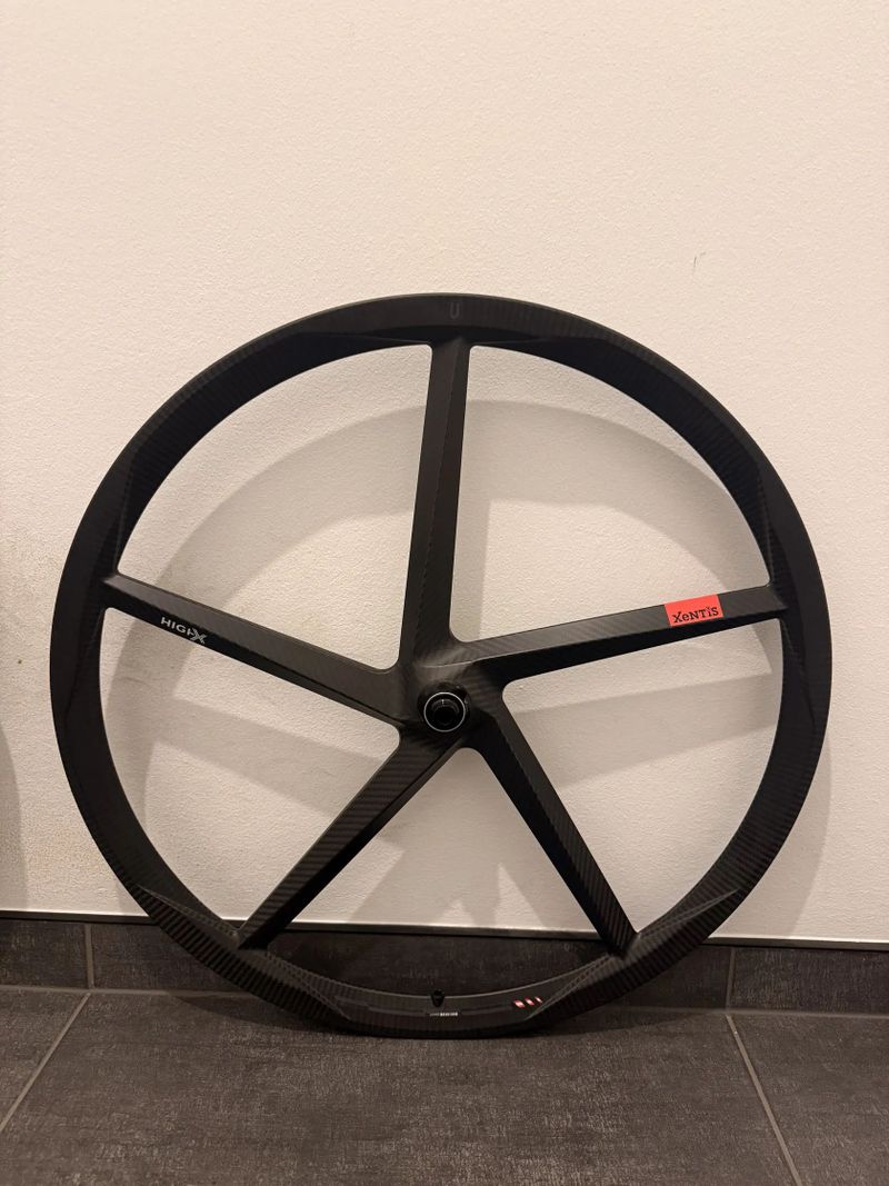 Loukotě Xentis gravel/silnice