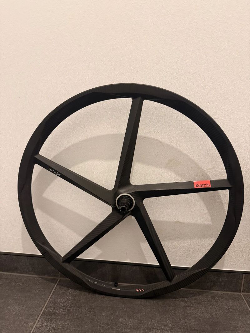 Loukotě Xentis gravel/silnice