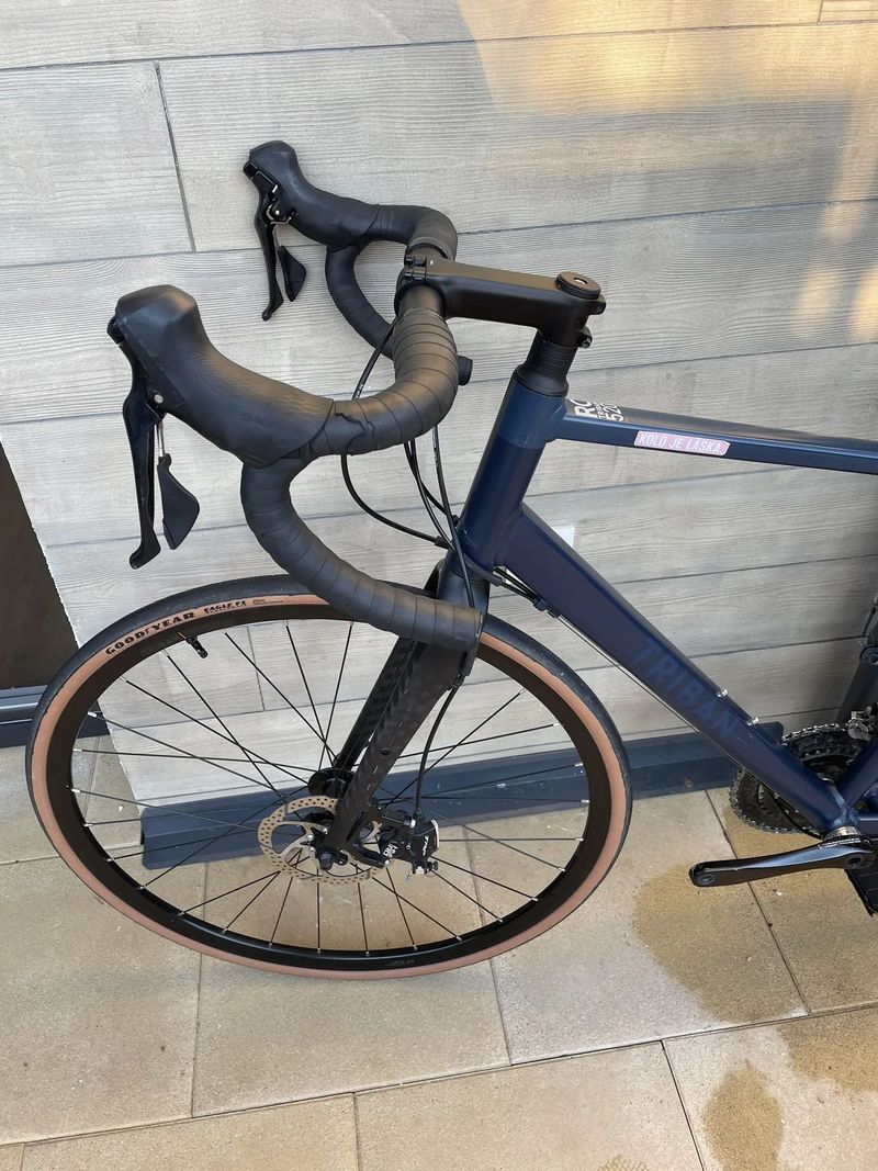 Triban RC520 Shimano 105 velikost L