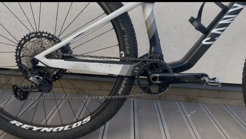 Canyon Lux World Cup CF 7