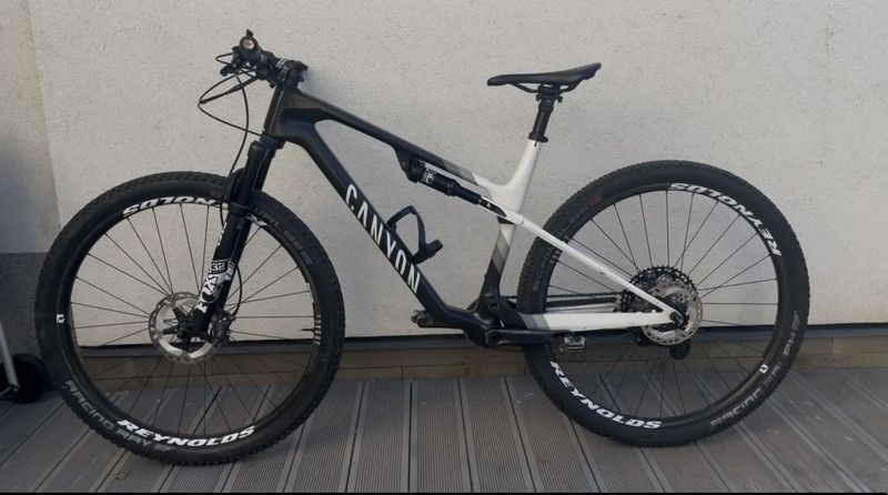 Canyon Lux World Cup CF 7