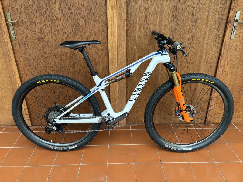 CANYON LUX CFR, vel. S - 415 mm - zakázková stavba - SHIMANO XTR 1 x 12 / FOX