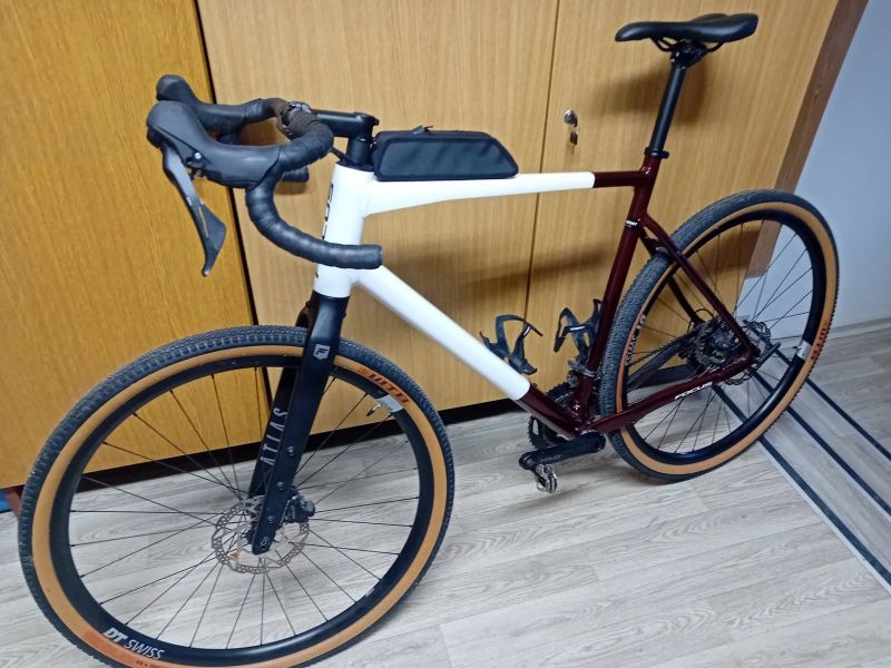 Gravel - Focus Atlas 6.8