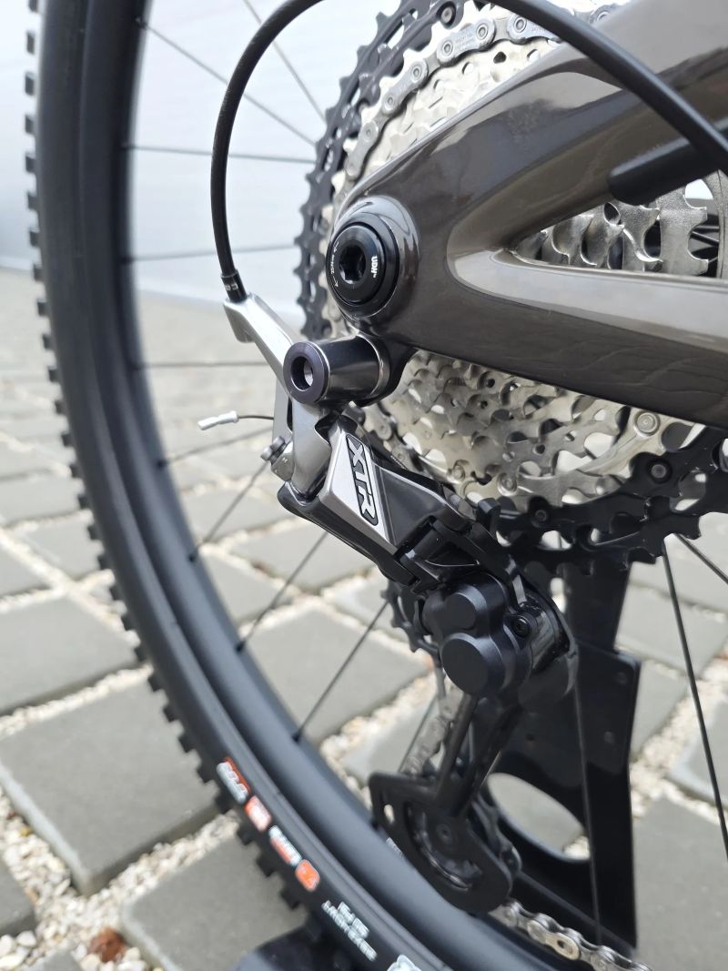 Elektrokolo GHOST Path Riot CF Carbon Full Party XTR 430Wh Fazua 2024 29″ velikost L / Top stav