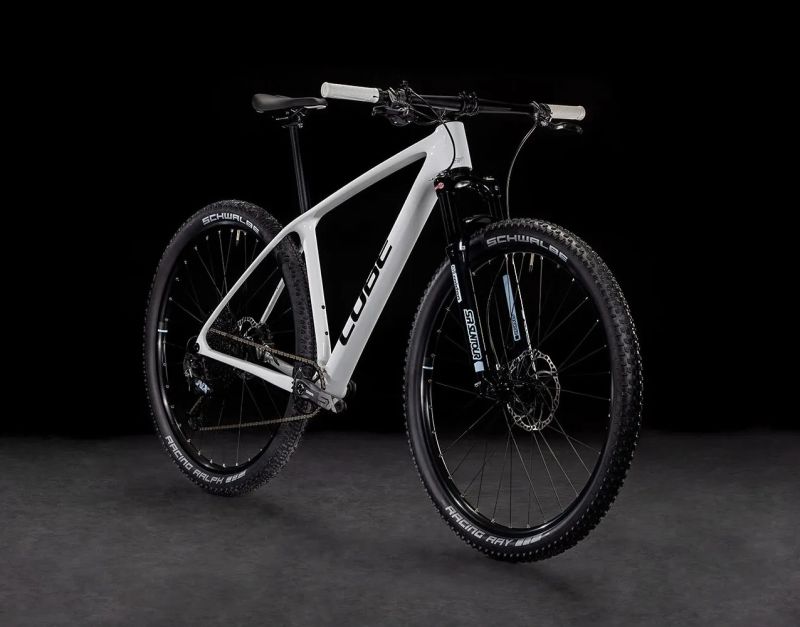 CUBE Reaction C:62 ONE (karbon rám) - vel. 20"