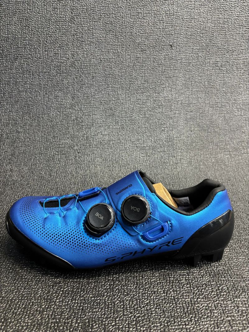 TRETRY SHIMANO S-PHYRE XC-903 vel.38 – NOVÉ