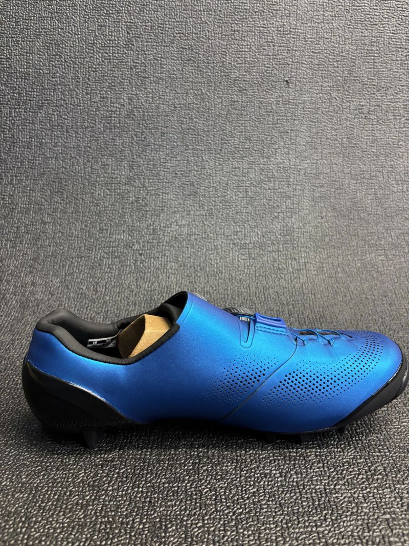 TRETRY SHIMANO S-PHYRE XC-903 vel.38 – NOVÉ