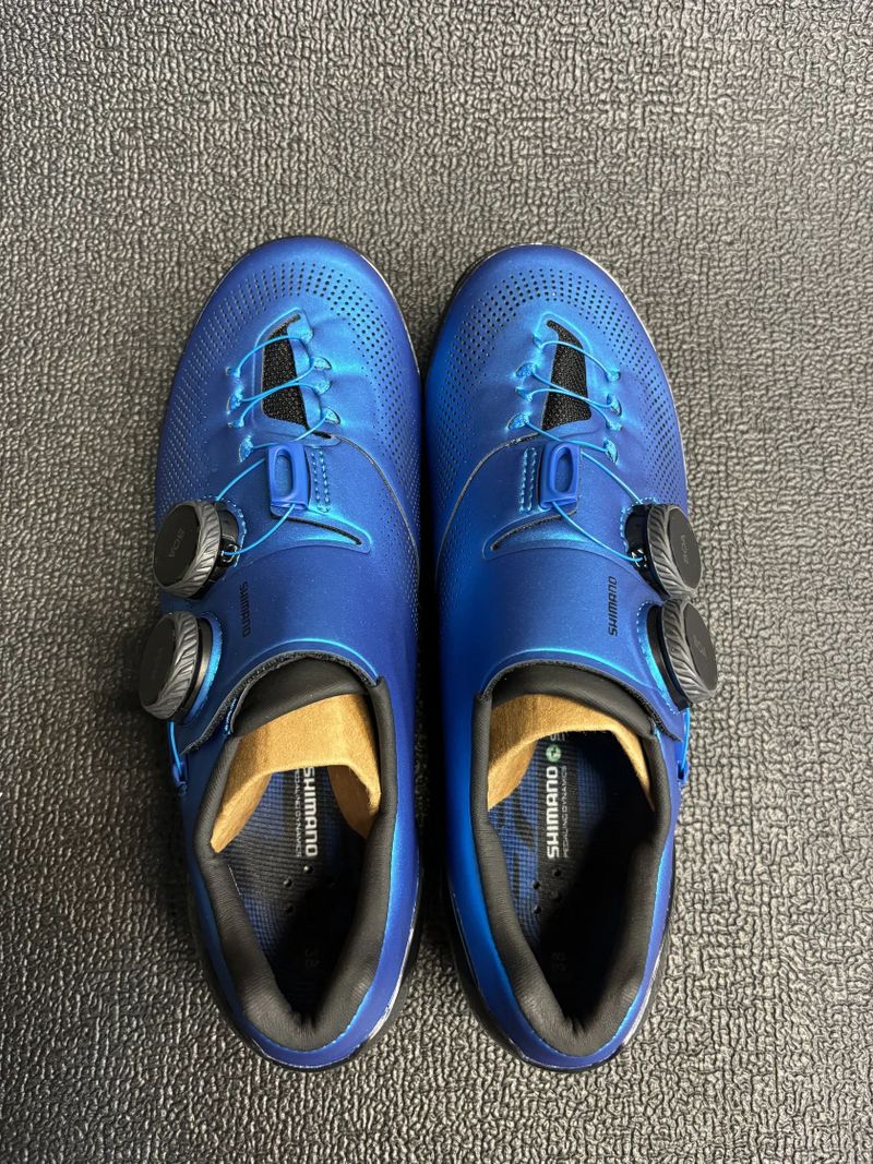 TRETRY SHIMANO S-PHYRE XC-903 vel.38 – NOVÉ