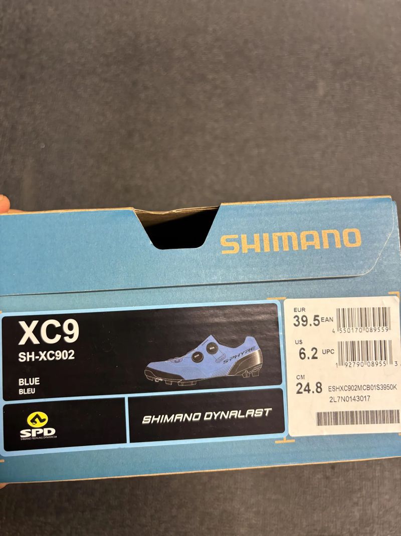 TRETRY SHIMANO S-PHYRE SH-XC902 vel.39,5 – NOVÉ