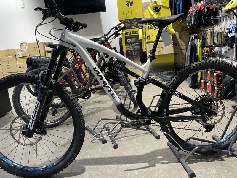 Whyte G-180 RS - výprodej demo kola, vel. M (168-182cm) - SLEVA (-36%)