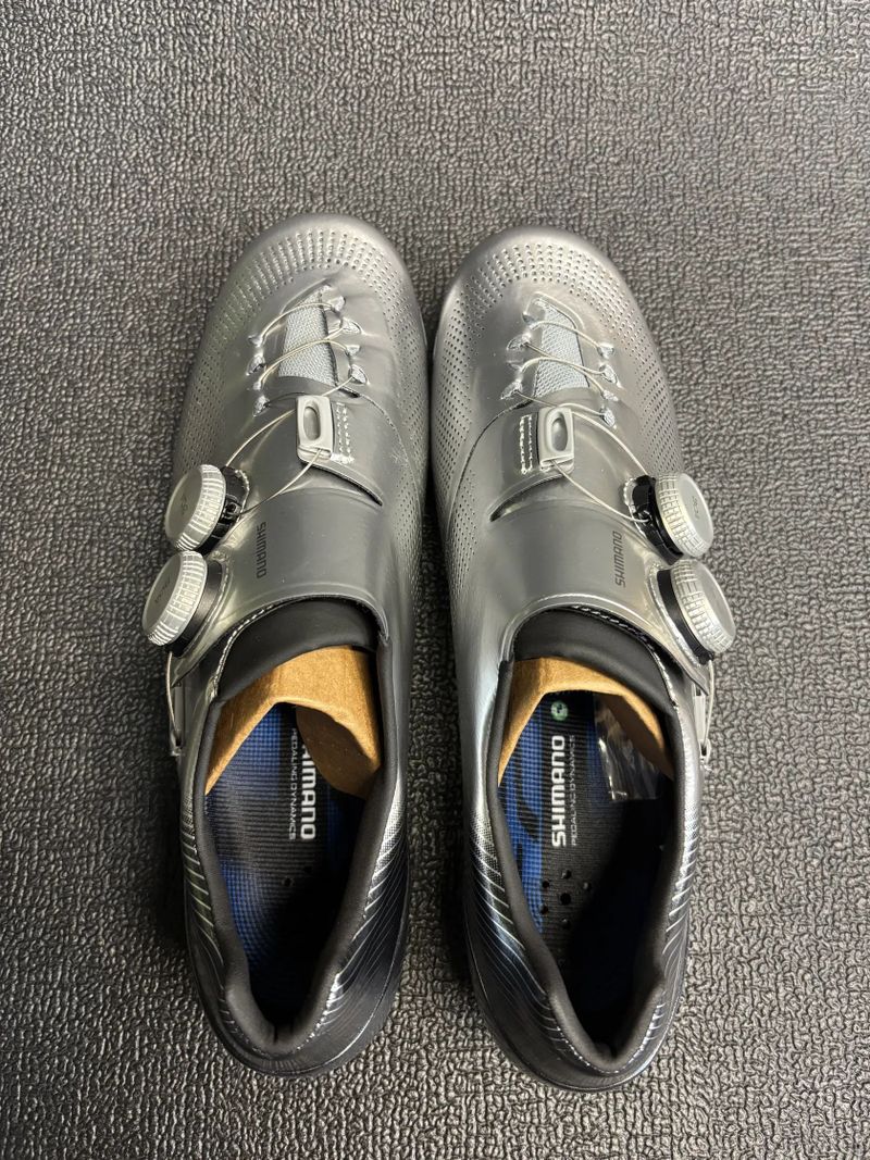 TRETRY SHIMANO S-PHYRE RC-903 vel.43 – NOVÉ