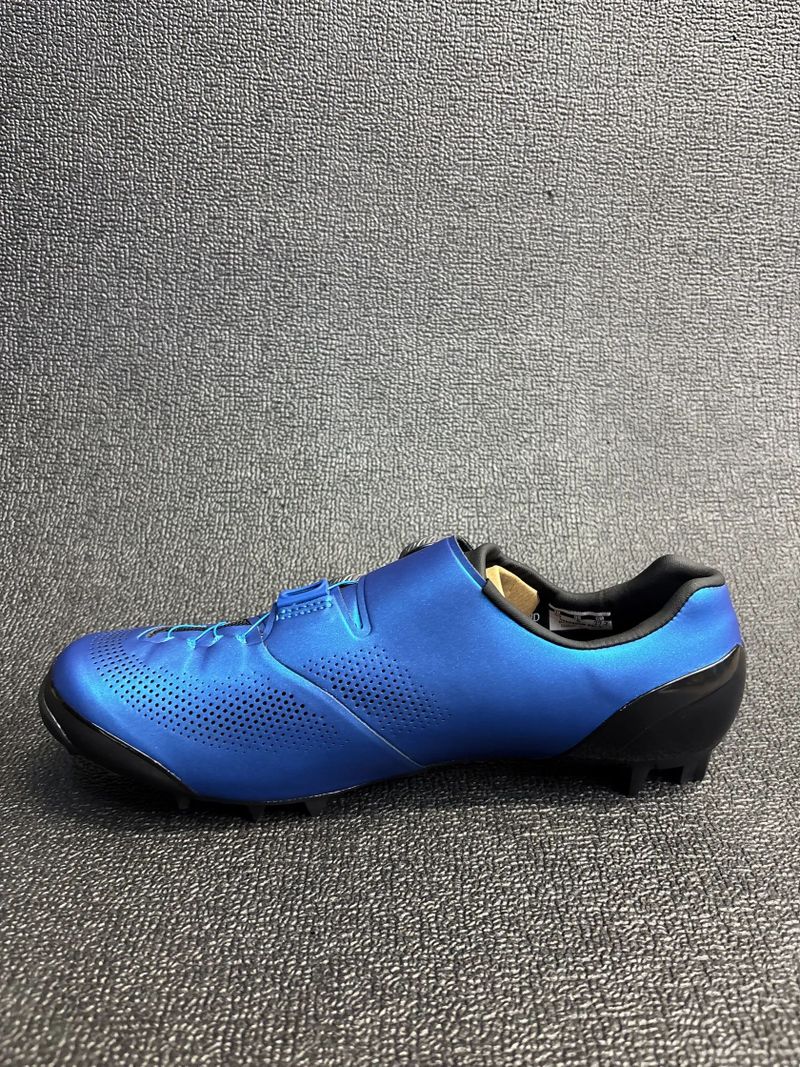 TRETRY SHIMANO S-PHYRE XC-903 vel.43 – NOVÉ