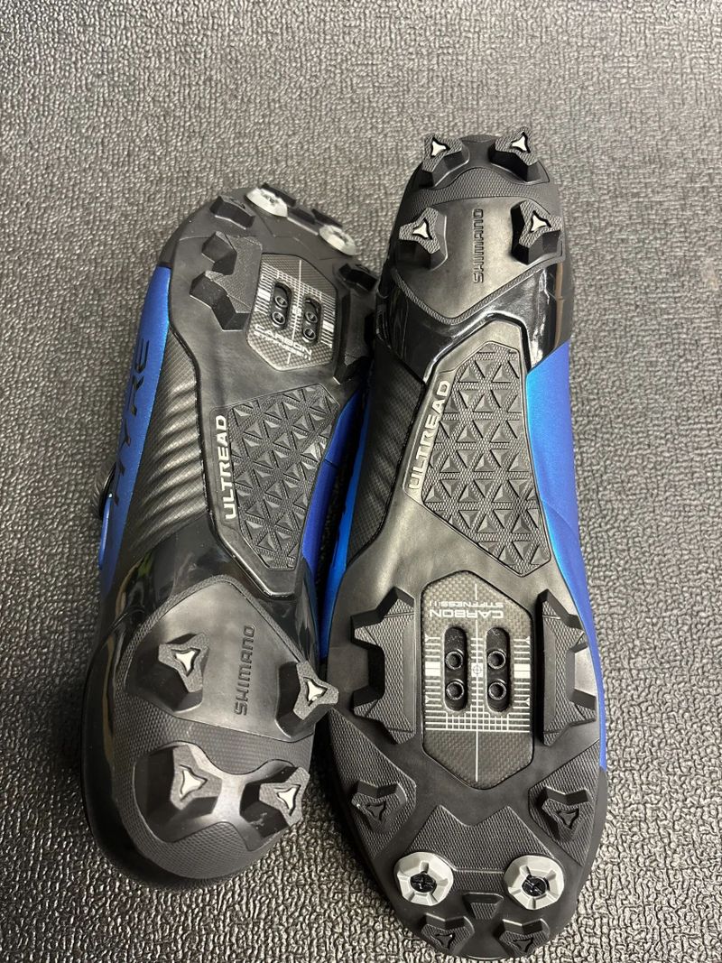 TRETRY SHIMANO S-PHYRE XC-903 vel.46 – NOVÉ