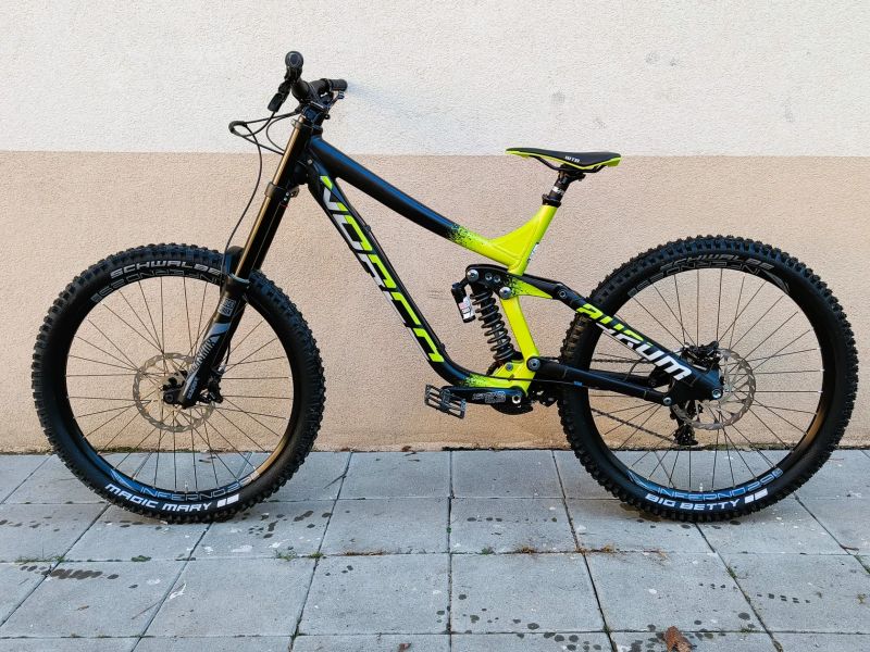 Norco Aurum A7.1 vel XL, zdvihy 200/200 mm, ZÁNOVNÍ