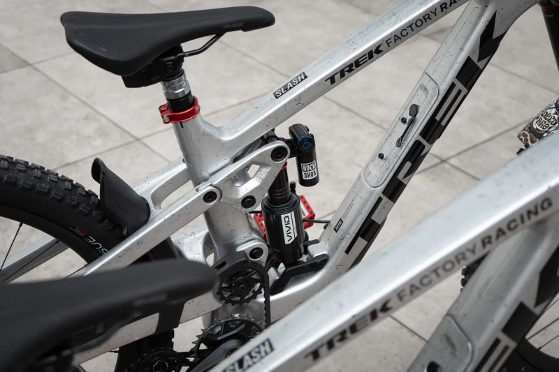 Custom Build Trek Slash Gen 6 9.9 X0 vel M